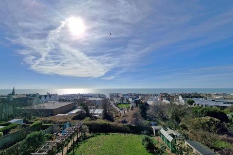 Bristol Gate, Brighton