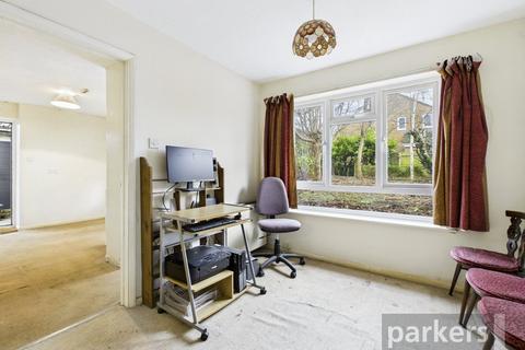 3 bedroom bungalow for sale, Stoneleigh Drive, Carterton, Oxfordshire, OX18
