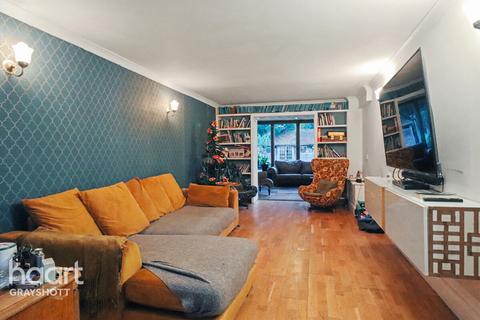 4 bedroom semi-detached house for sale, Midhurst Road, Haslemere