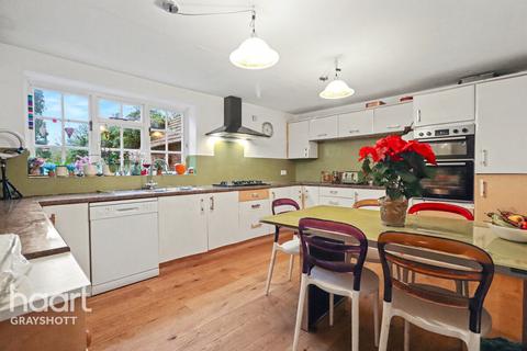 4 bedroom semi-detached house for sale, Midhurst Road, Haslemere