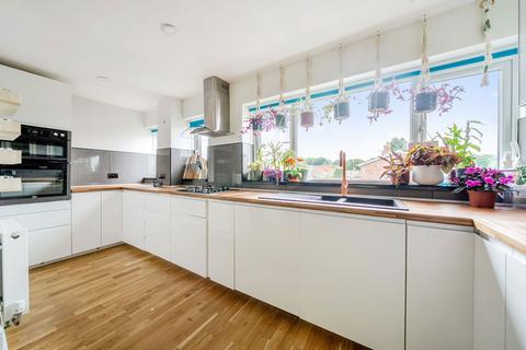 4 bedroom townhouse for sale, Parkwood Green, Gillingham ME8