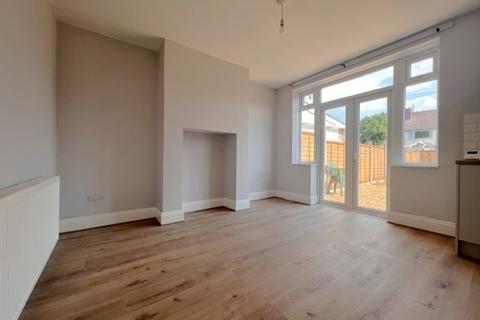 3 bedroom semi-detached house for sale, West Drive, Thornton FY5