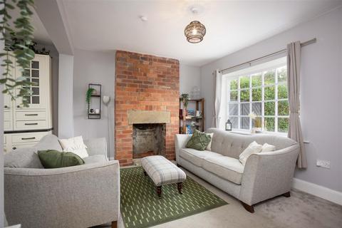 3 bedroom semi-detached house for sale, Shadwell Lane, Leeds LS17