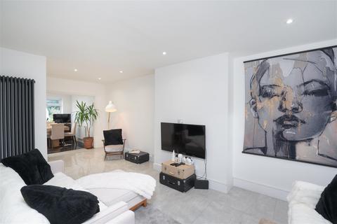 3 bedroom semi-detached house for sale, Primley Park Lane, Leeds LS17