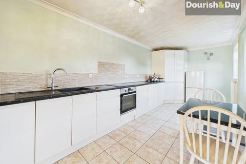 2 bedroom property for sale, First Avenue, Stafford ST16