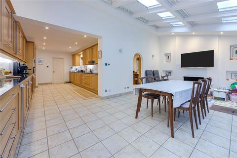 5 bedroom detached house for sale, Aldenham Grove, Radlett, Hertfordshire, WD7