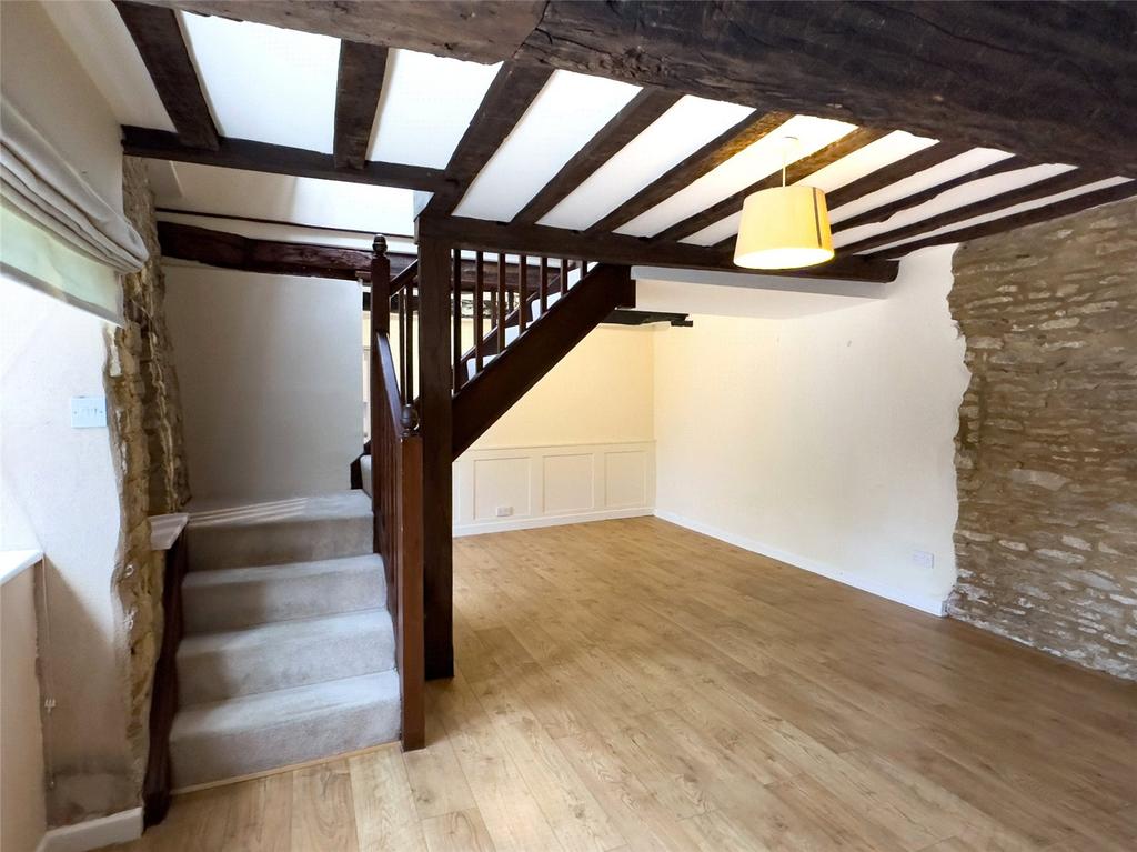 Living/Dining Area