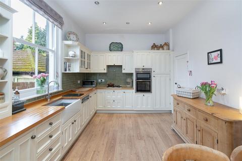 undefined, Old Park Road, Leeds LS8