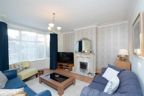 undefined, Southfield Drive, Leeds LS17