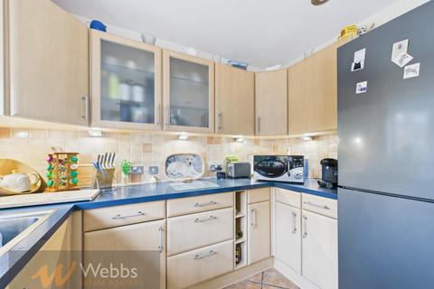 2 bedroom end of terrace house for sale, Buxton Road, Bloxwich, Walsall WS3