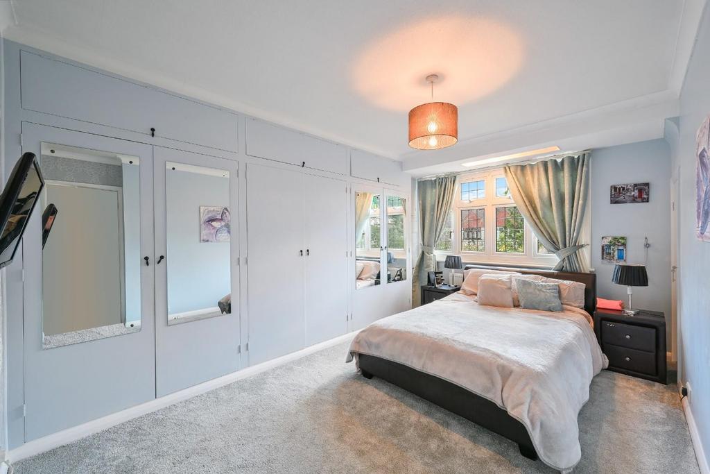 EWELL PARK WAY,  (8).jpg