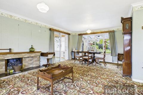 3 bedroom bungalow for sale, Saxon Way, Witney, Oxfordshire, OX28