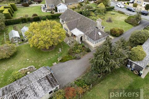 3 bedroom bungalow for sale, Saxon Way, Witney, Oxfordshire, OX28