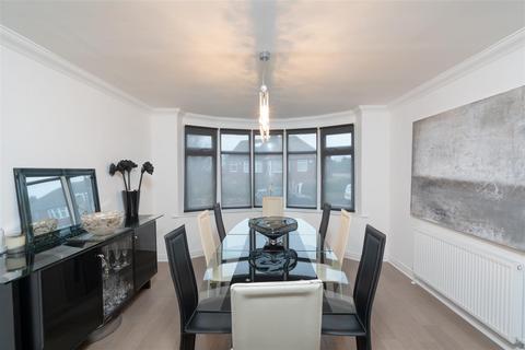 4 bedroom semi-detached house for sale, Mount Rise, Leeds LS17