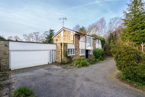 5 bedroom detached house for sale, Sandmoor Lane, Leeds LS17