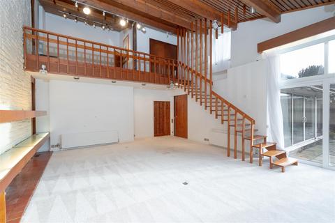 5 bedroom detached house for sale, Sandmoor Lane, Leeds LS17