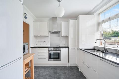 4 bedroom house for sale, Mayfair Avenue, Worcester Park