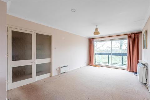 2 bedroom flat for sale, Church Lane, Oxted