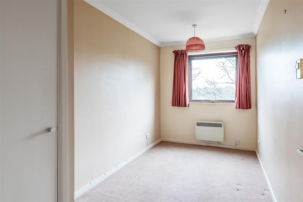16-Oakleigh-Court-3.jpg