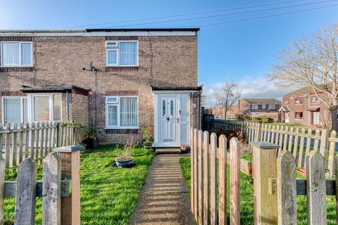 2 bedroom semi-detached house for sale, Buttercup Close, Carlton Colville