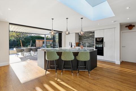 undefined, Mizen Way, Cobham, Surrey, KT11
