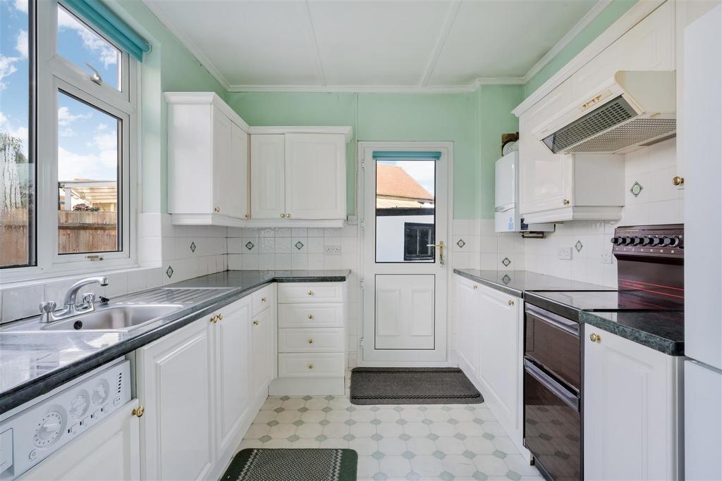 FIRSWOOD AVENUE,  (14 FROM 22)-15.jpg