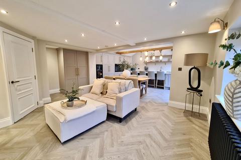 4 bedroom detached house for sale, Hob Lane, Balsall Common CV7
