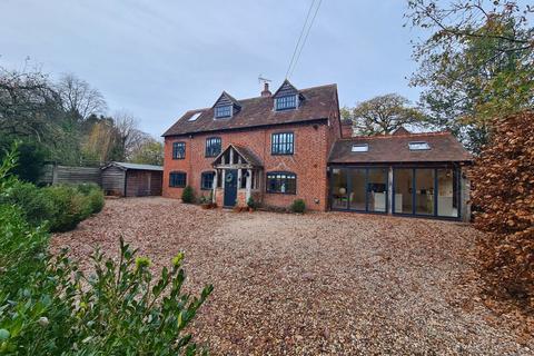 4 bedroom detached house for sale, Hob Lane, Balsall Common CV7