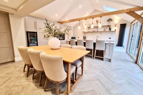 4 bedroom detached house for sale, Hob Lane, Balsall Common CV7