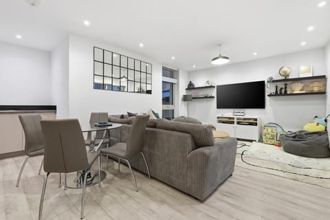 3 bedroom flat for sale, New Willow House, 210 Plaistow Road, London, E13