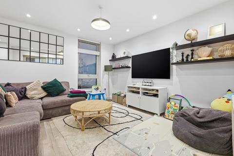 3 bedroom flat for sale, New Willow House, 210 Plaistow Road, London, E13