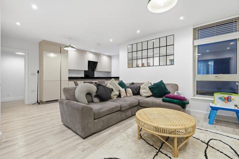 3 bedroom flat for sale, New Willow House, 210 Plaistow Road, London, E13