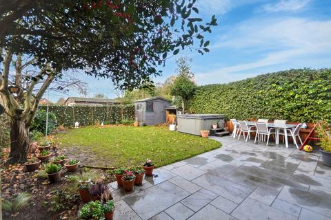 4 bedroom detached house for sale, Boon Street, Eckington, Worcestershire