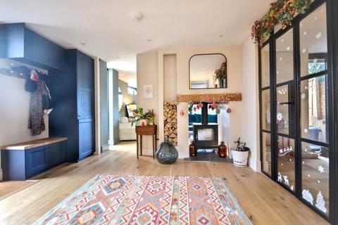 4 bedroom detached house for sale, Boon Street, Eckington, Worcestershire