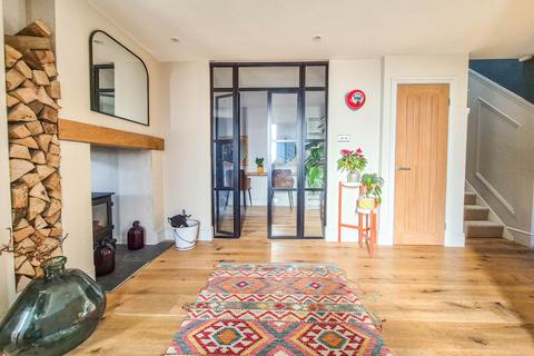 4 bedroom detached house for sale, Boon Street, Eckington, Worcestershire