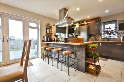 4 bedroom detached house for sale, Haswer Road, Tewkesbury, Gloucestershire