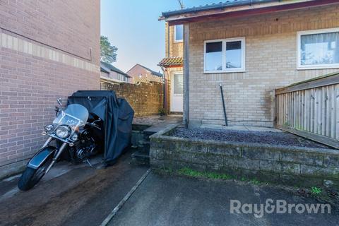undefined, St. Mellons, Cardiff CF3
