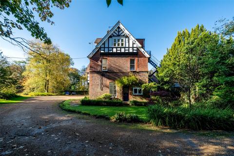 2 bedroom flat for sale, Margery Hall, Reigate, Surrey, RH2