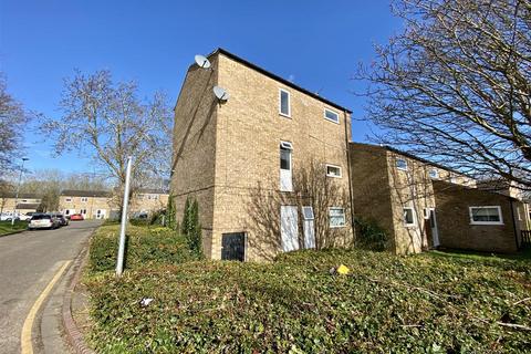 6 bedroom end of terrace house for sale, Oxclose, Bretton, Peterborough