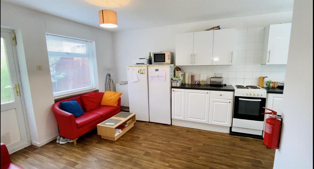 Kitchen-1.jpg