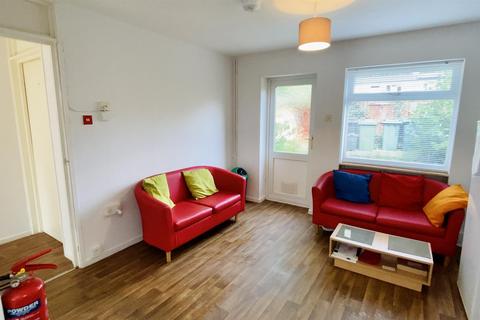 6 bedroom end of terrace house for sale, Oxclose, Bretton, Peterborough