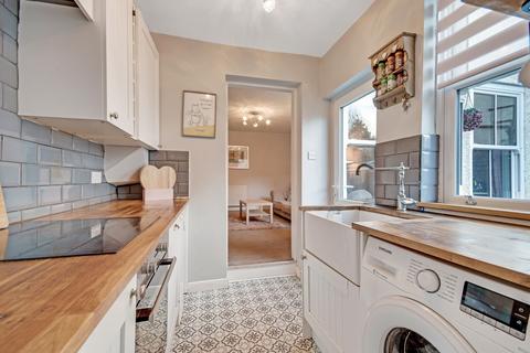 2 bedroom maisonette for sale, Upper Bridge Road, Chelmsford