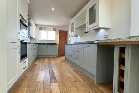 undefined, Gloucester Road, Gloucester GL19