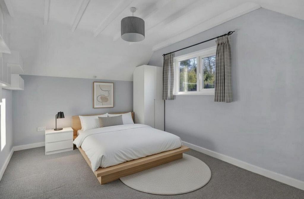 Bedroom 1.jpeg