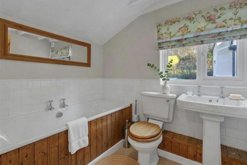 Family Bath eg
