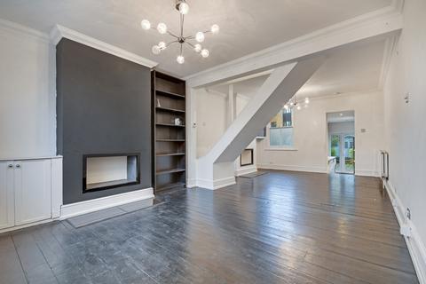 2 bedroom terraced house for sale, Upper Bridge Road, Chelmsford
