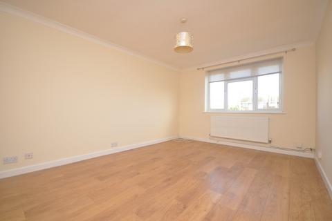2 bedroom maisonette to rent, Waveney Drive, Chelmsford, Essex
