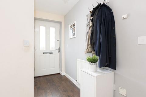 3 bedroom semi-detached house for sale, Torquay Close, Biggleswade SG18