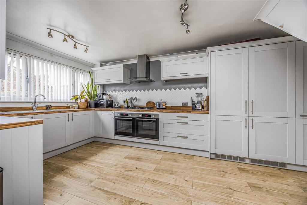 9 Magpie Walk, Waterlooville-Portico Marketing-Sold