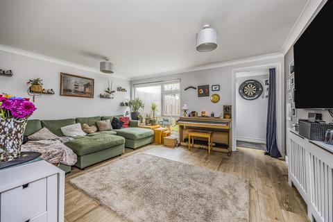 3 bedroom house for sale, Magpie Walk, Waterlooville PO8